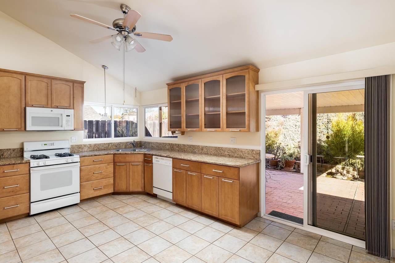 2423 Trace Road - Photo 1