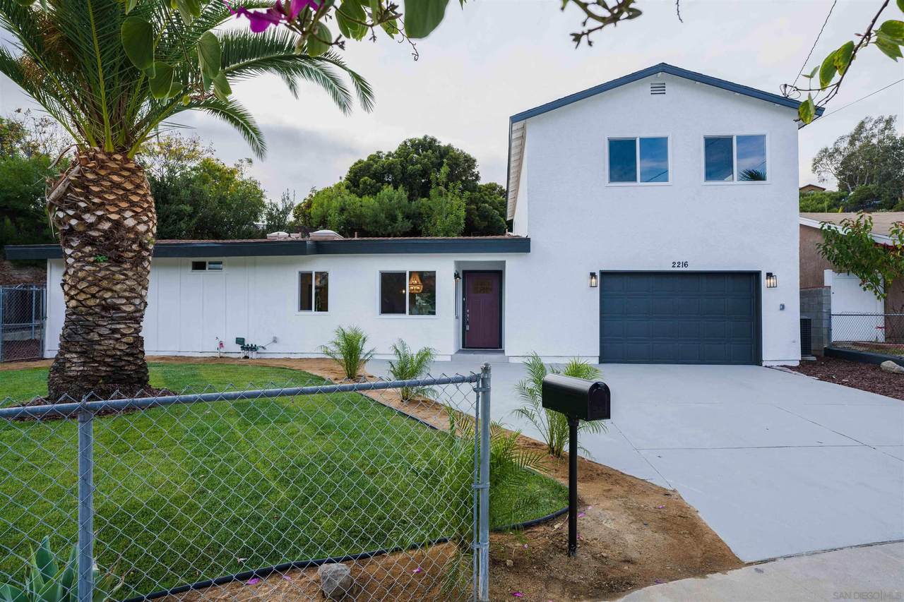 2216 Calle Chanate - Photo 1