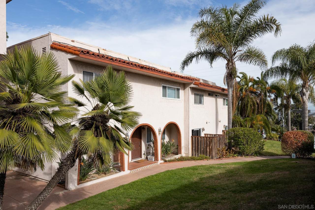 2582 Del Mar Heights Rd - Photo 1