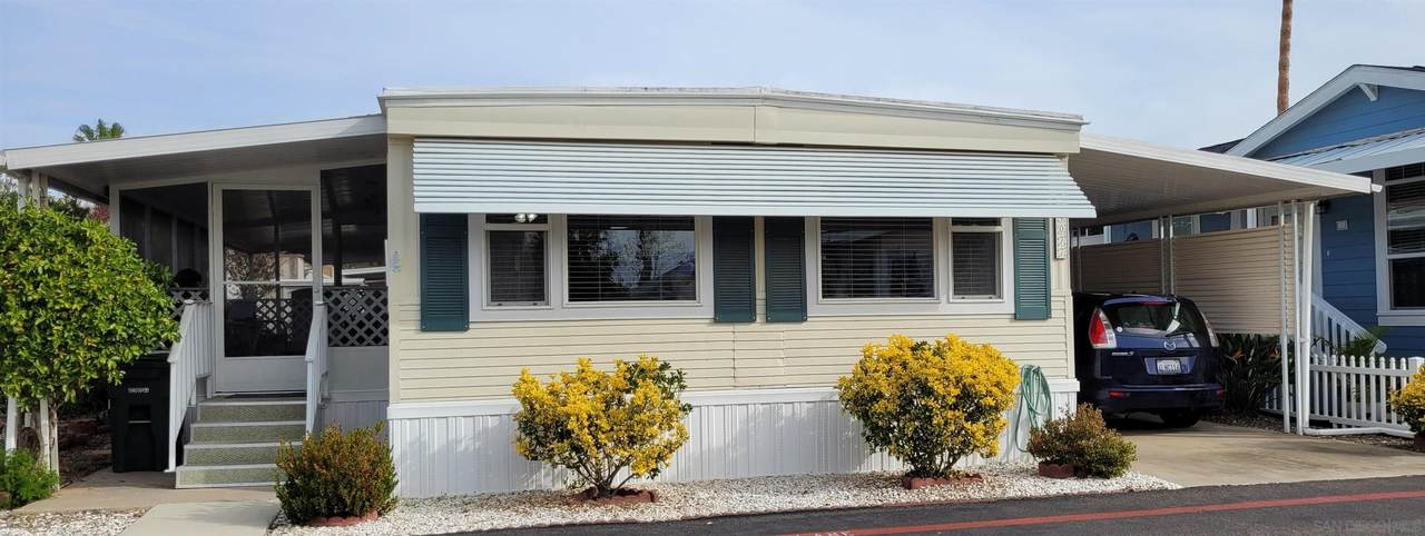 14077 Pomegranate Ave - Photo 1