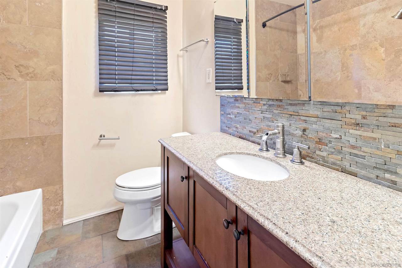 2621 L St - Photo 1