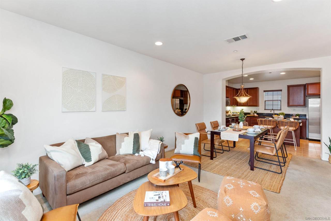 280 Marquette Ave - Photo 1