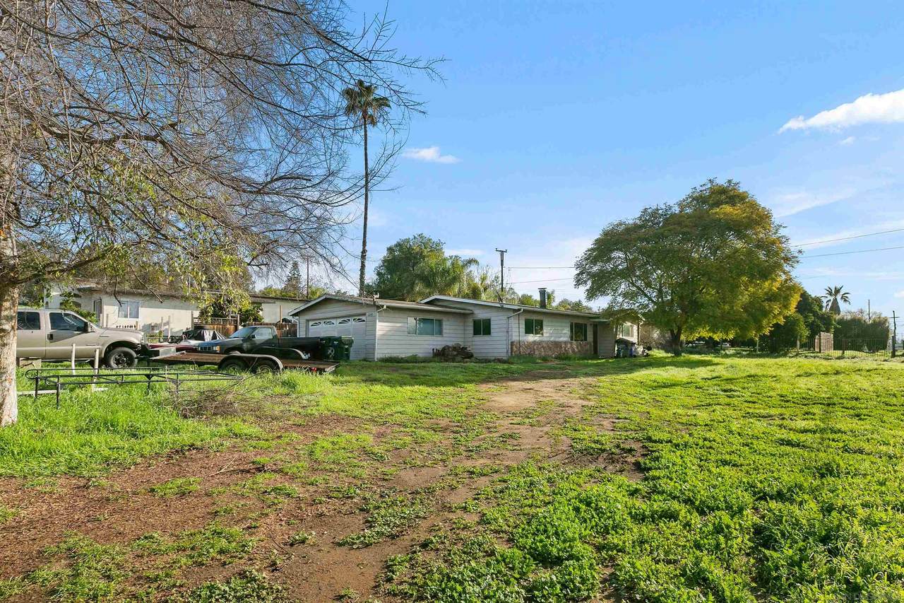 2142 Montiel Rd - Photo 1