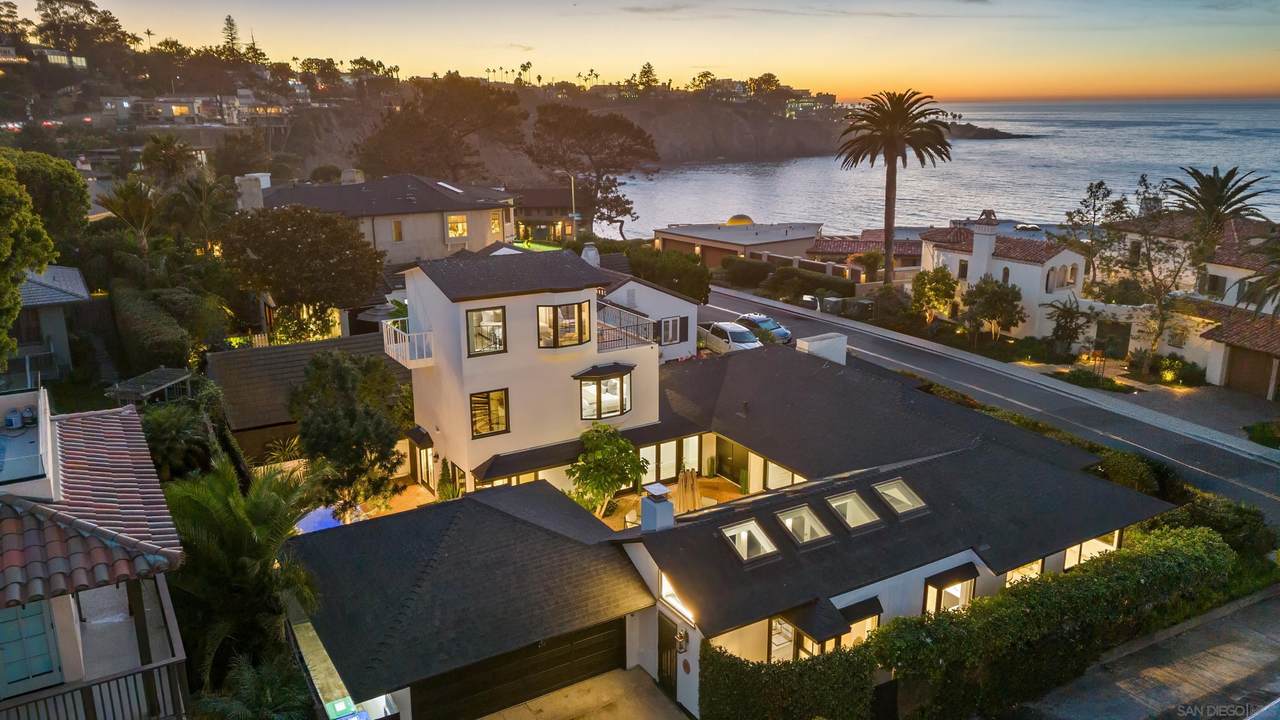 1835 Spindrift Drive - Photo 1