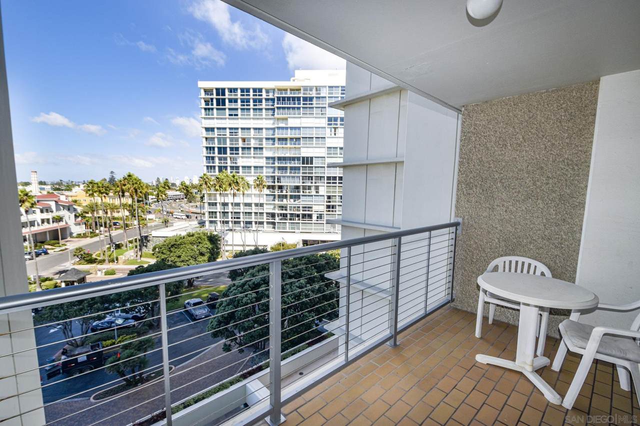 1720 Avenida Del Mundo - Photo 1