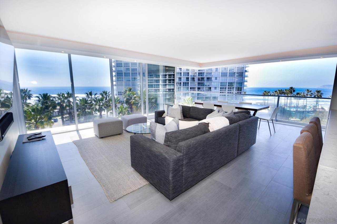 1820 Avenida Del Mundo - Photo 1