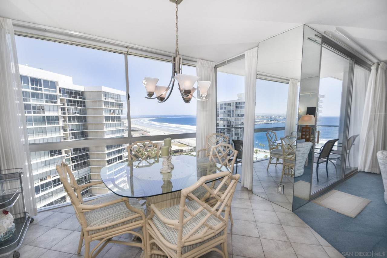 1810 Avenida Del Mundo - Photo 1