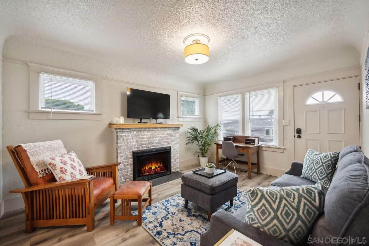2147 Guizot - Photo 1