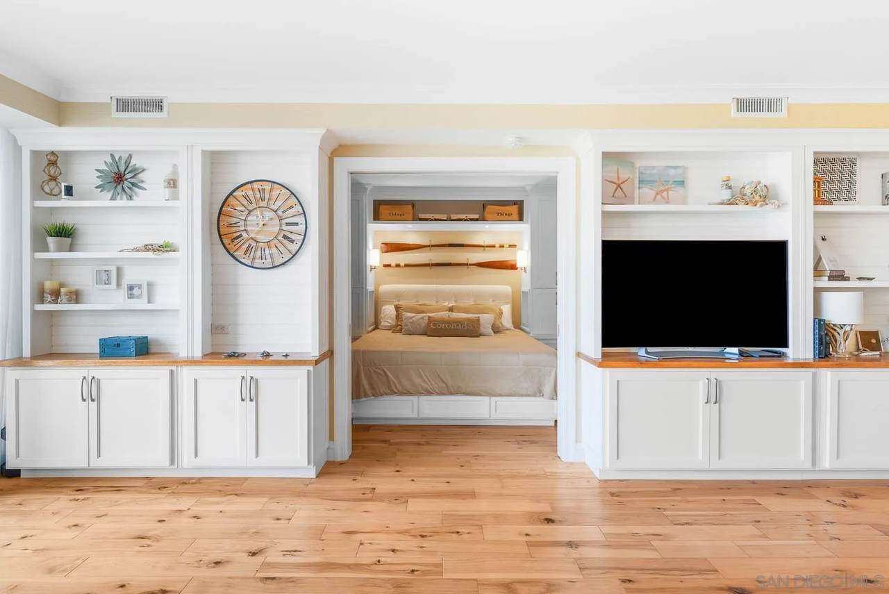 1720 Avenida Del Mundo - Photo 1