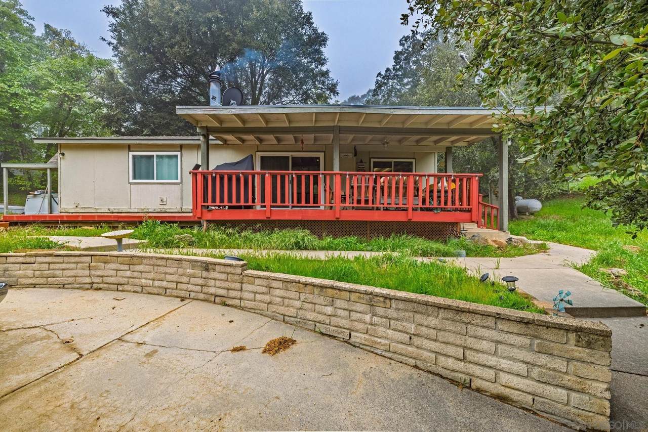 4006 Echo Dr - Photo 1