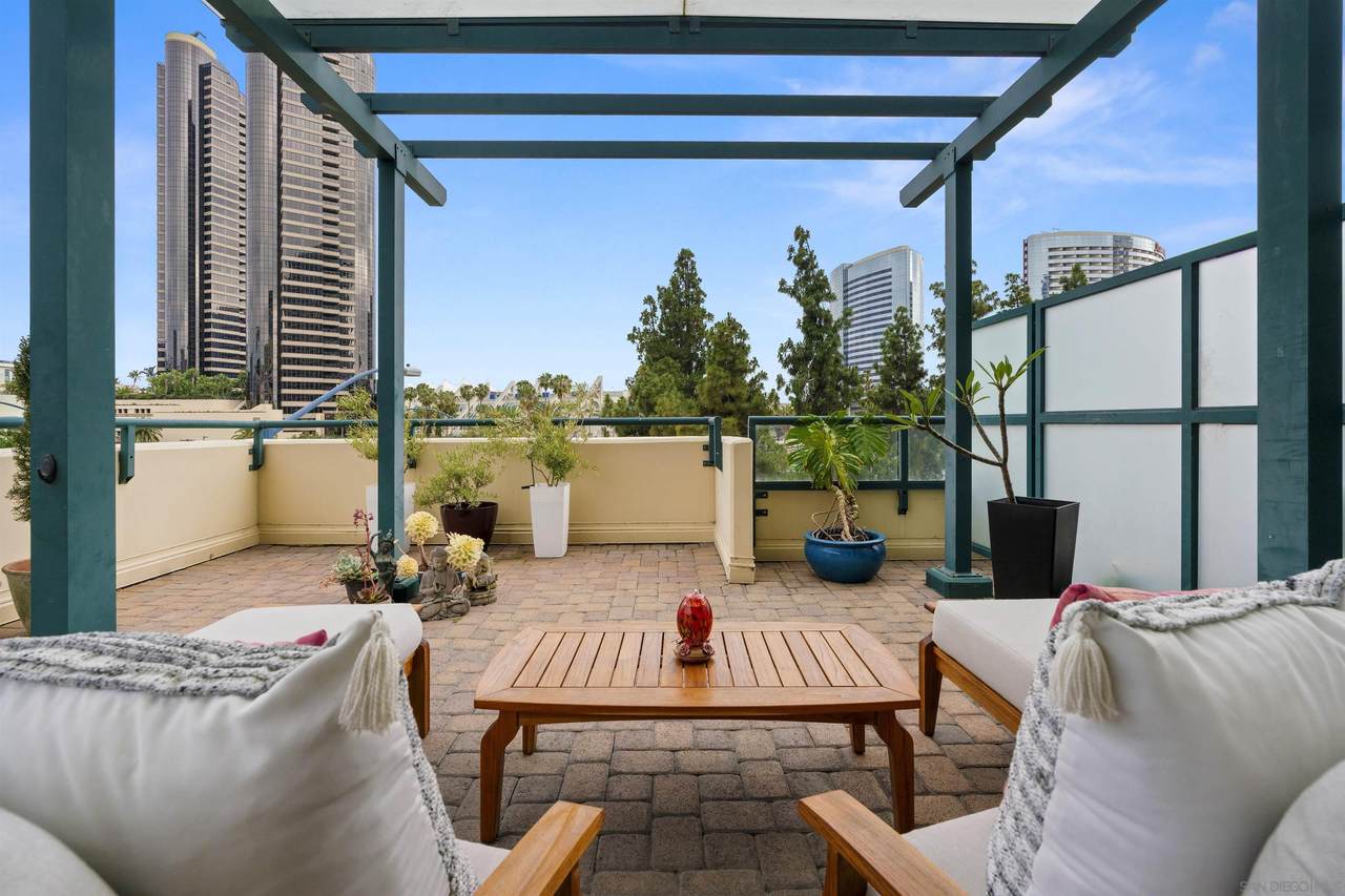 510 1st Ave - Photo 1