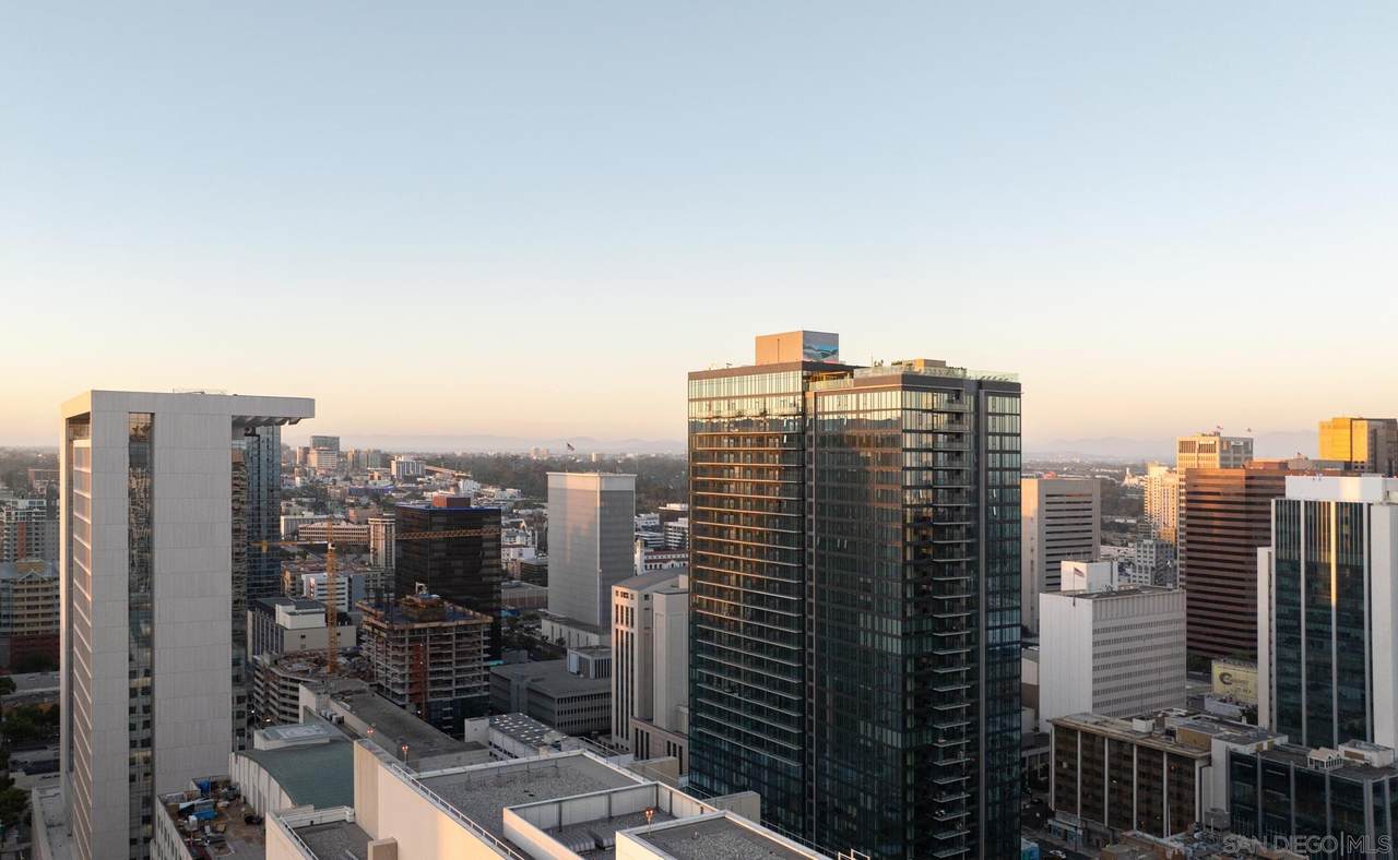 1011 Union Street - Photo 1