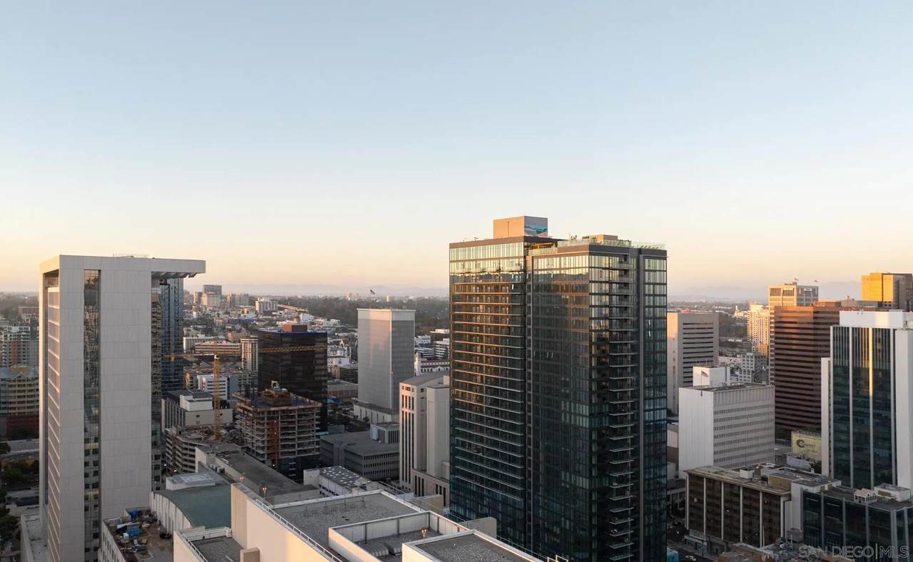 1011 Union Street - Photo 1