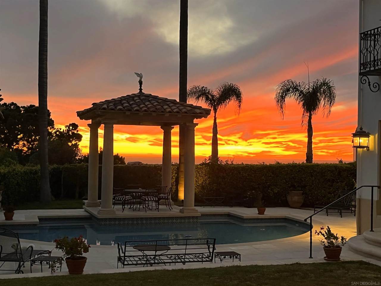 6692 La Jolla Scenic Dr S - Photo 1