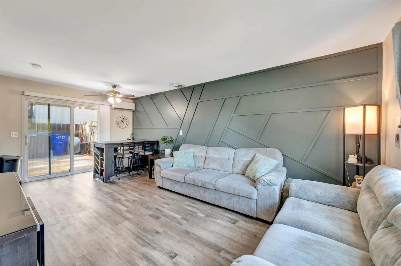 4712 Home Ave - Photo 1