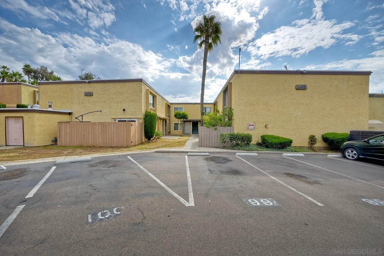 1653 Pentecost Way - Photo 1