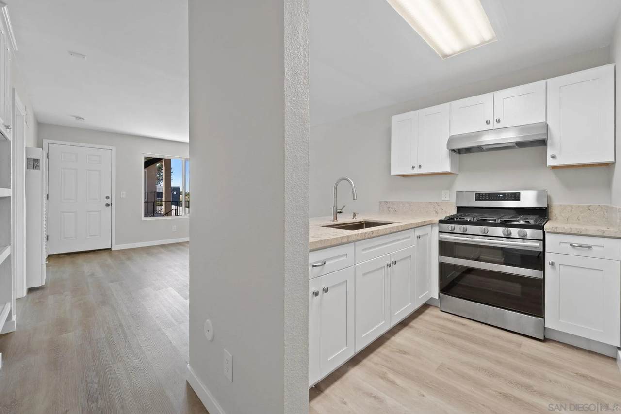 239 50Th St - Photo 1