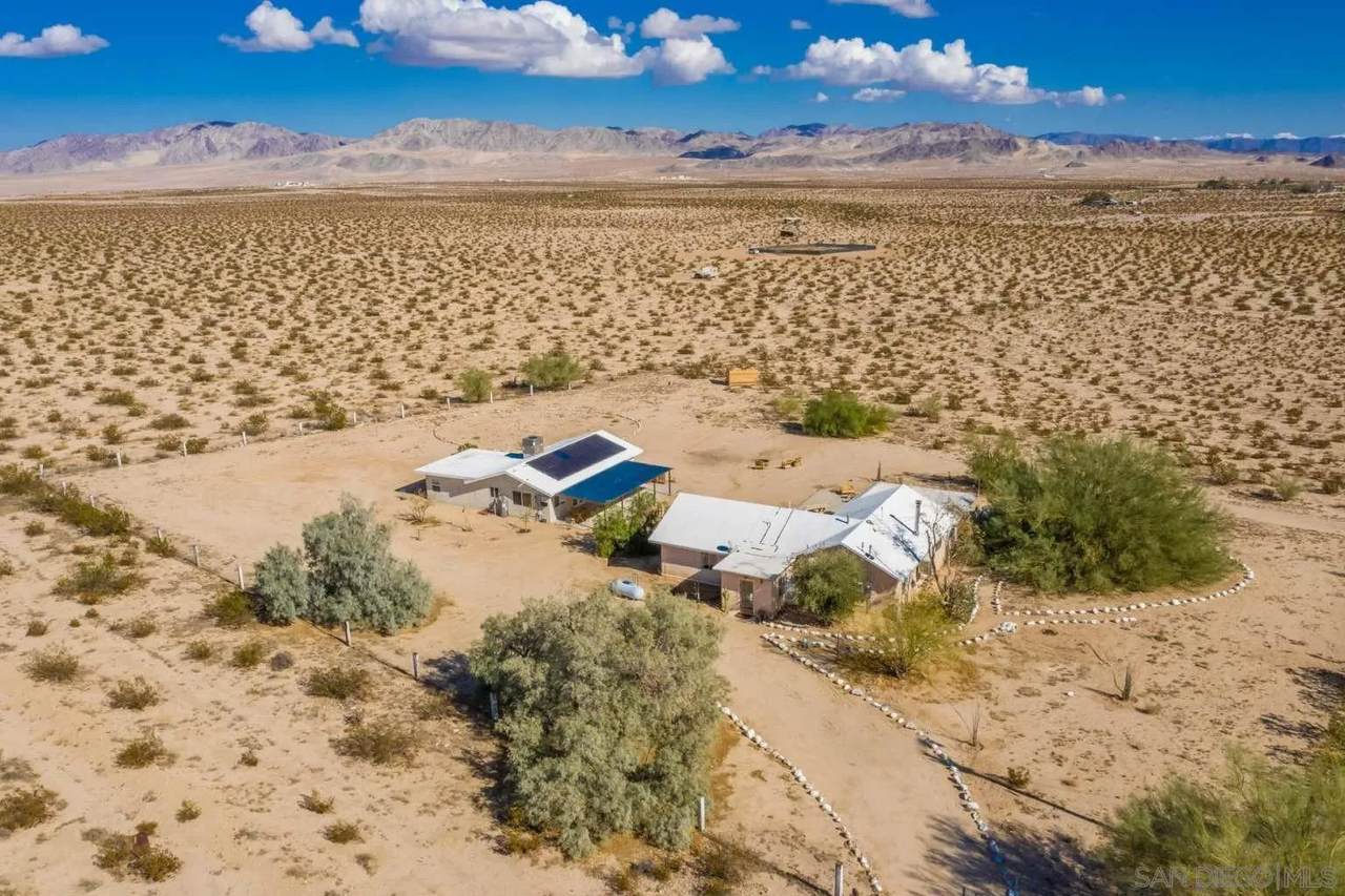 69886 Warren Ln - Photo 1