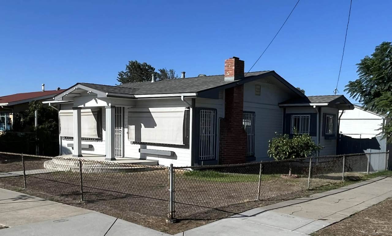 3694 36th St - Photo 1