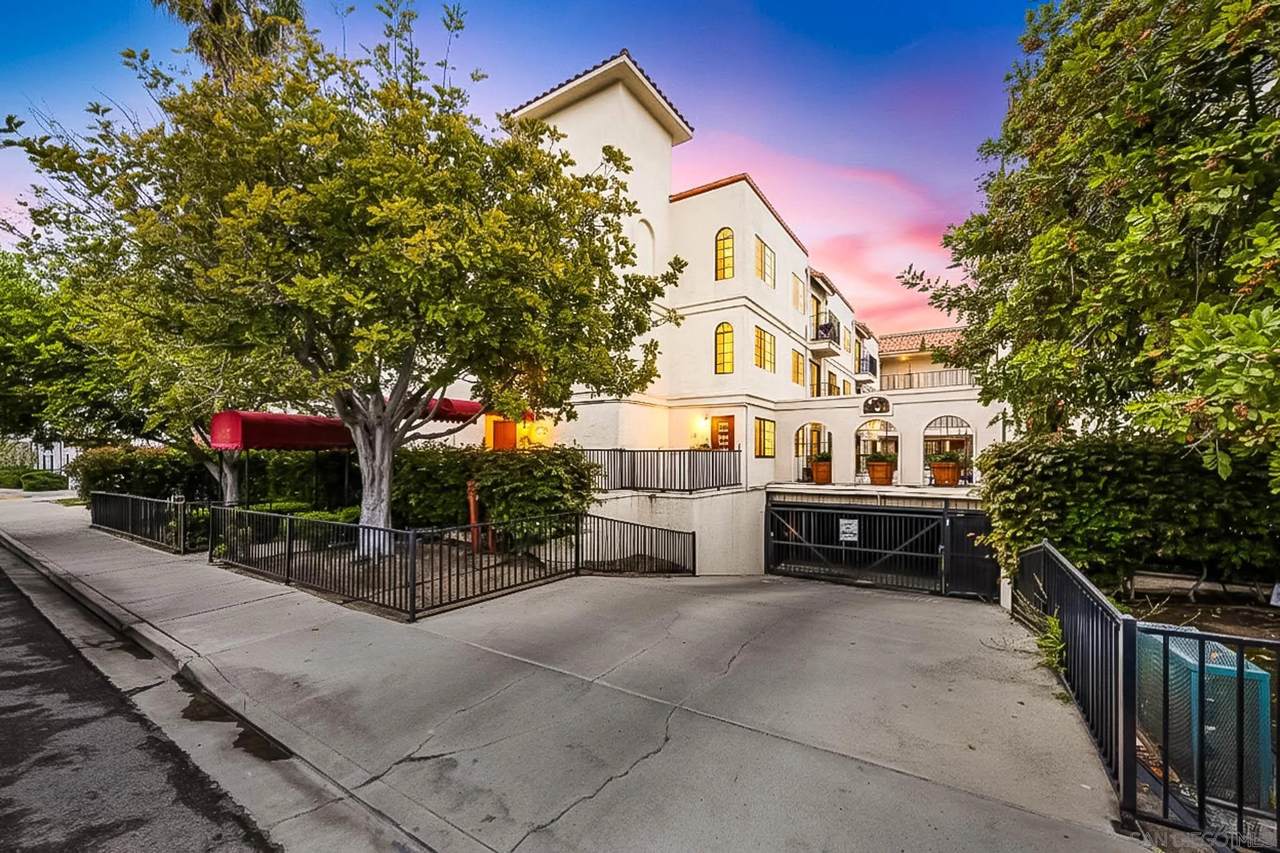 4205 Ohio St - Photo 1