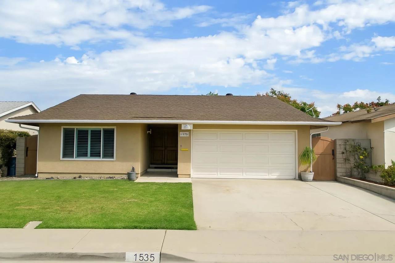 1535 Oakden - Photo 1