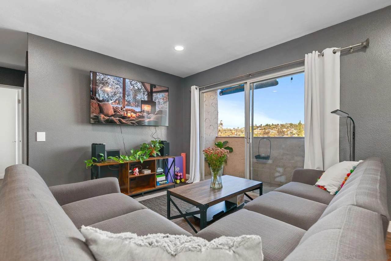 3557 Kenora Dr. - Photo 1