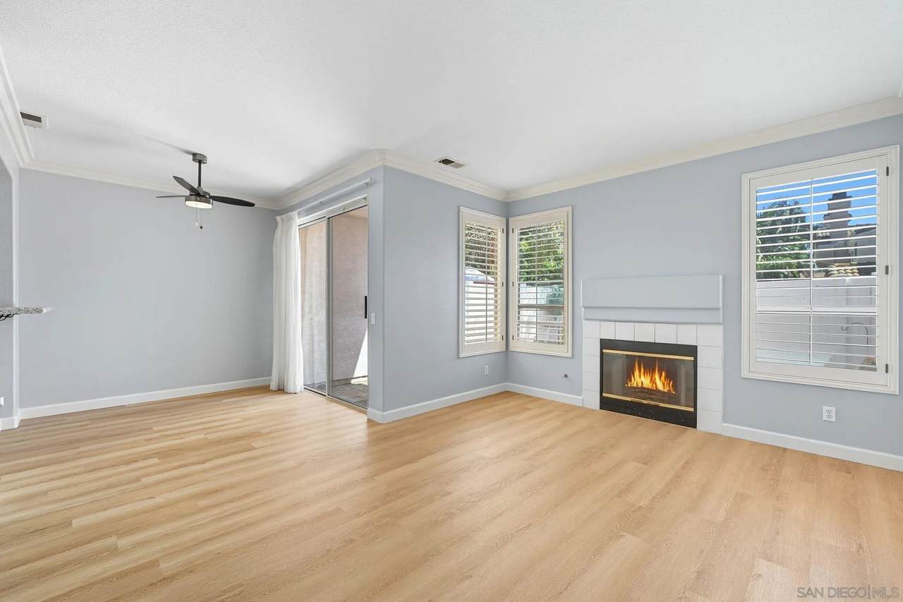 413 Sanibelle Circle - Photo 1