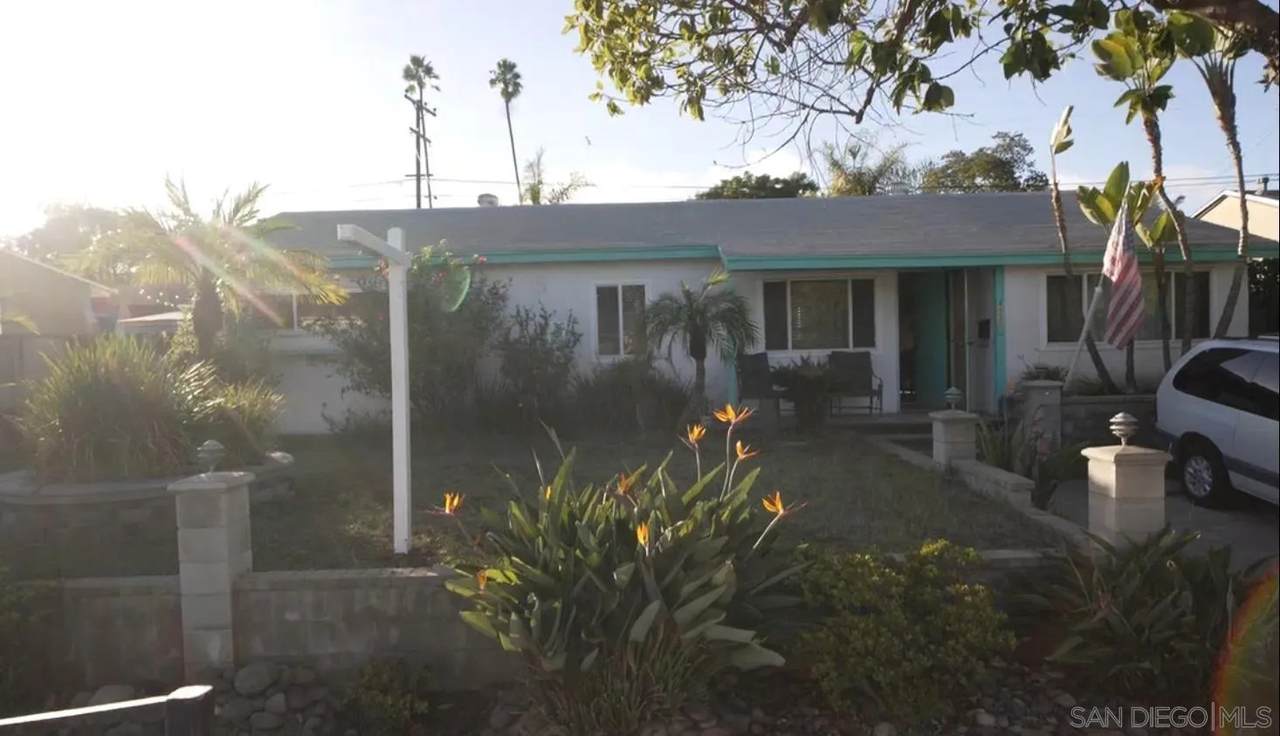 4036 Clairemont Drive - Photo 1