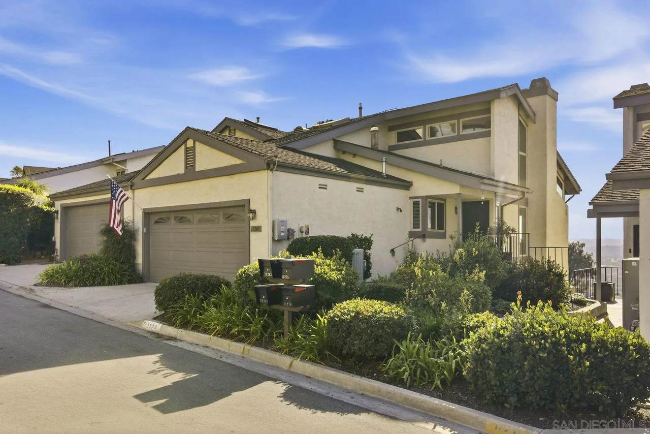 11283 Cascada Way - Photo 1