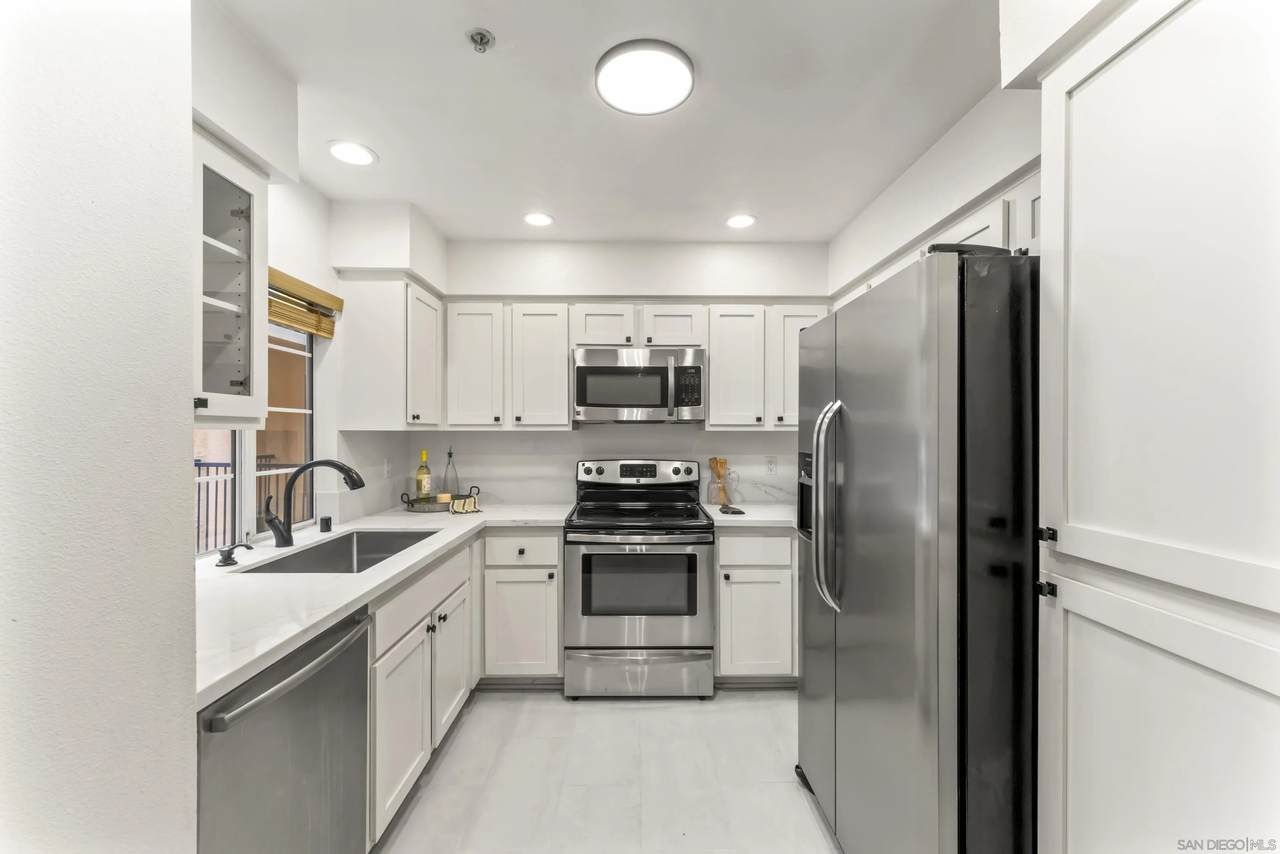 18752 Caminito Cantilena - Photo 1