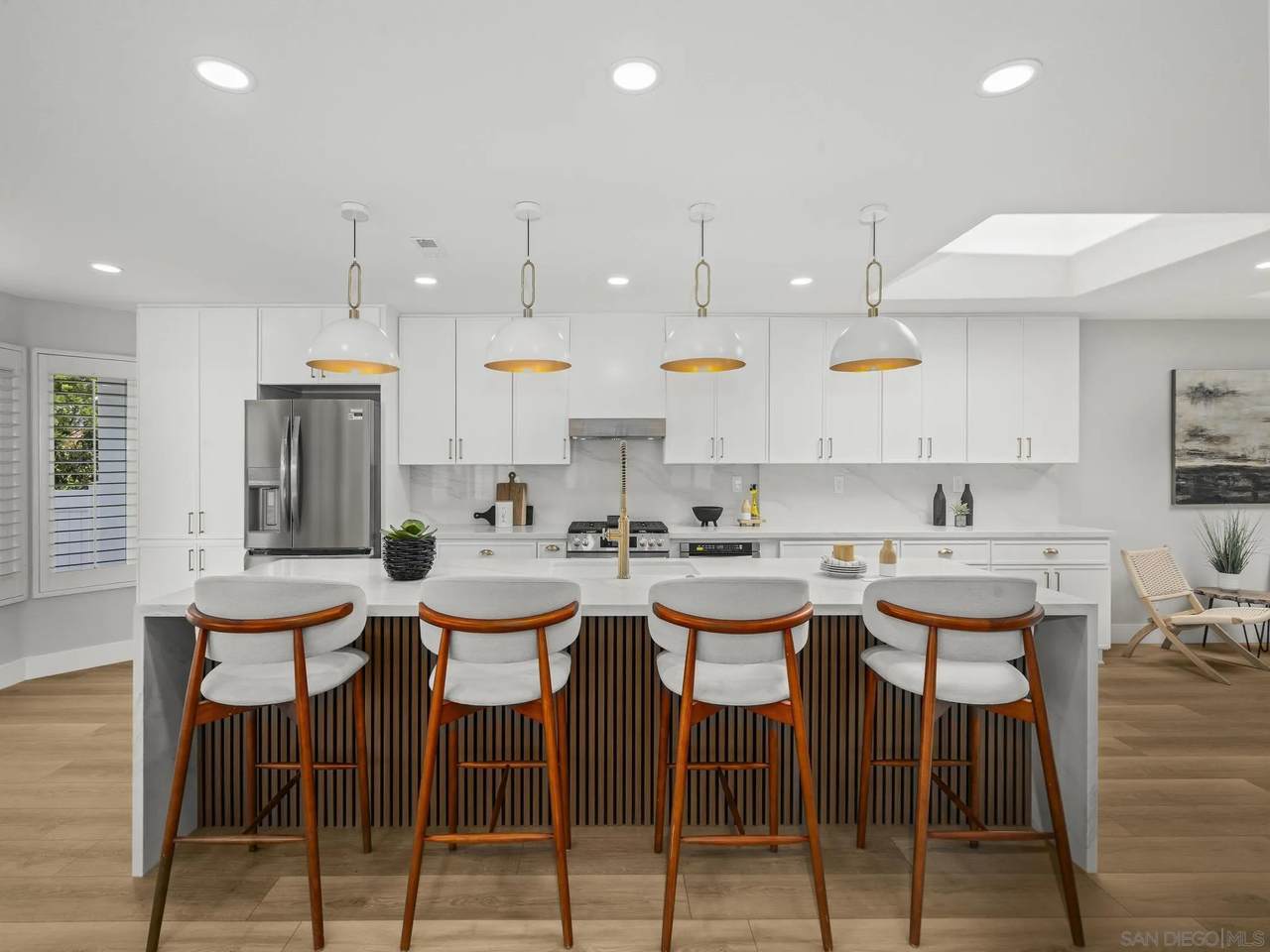 4994 Alicante Way - Photo 1