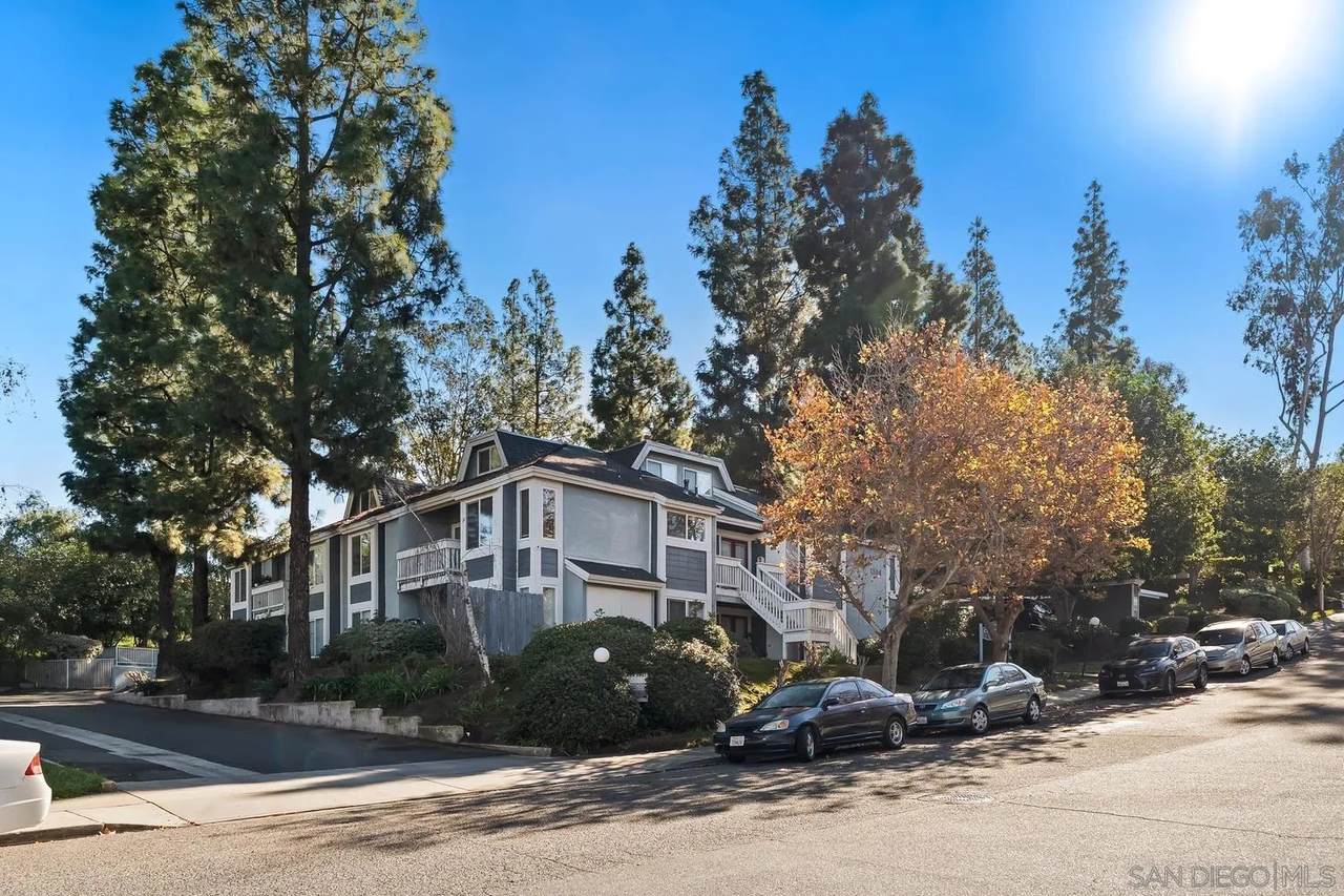 1564 Tanglewood Ln - Photo 1