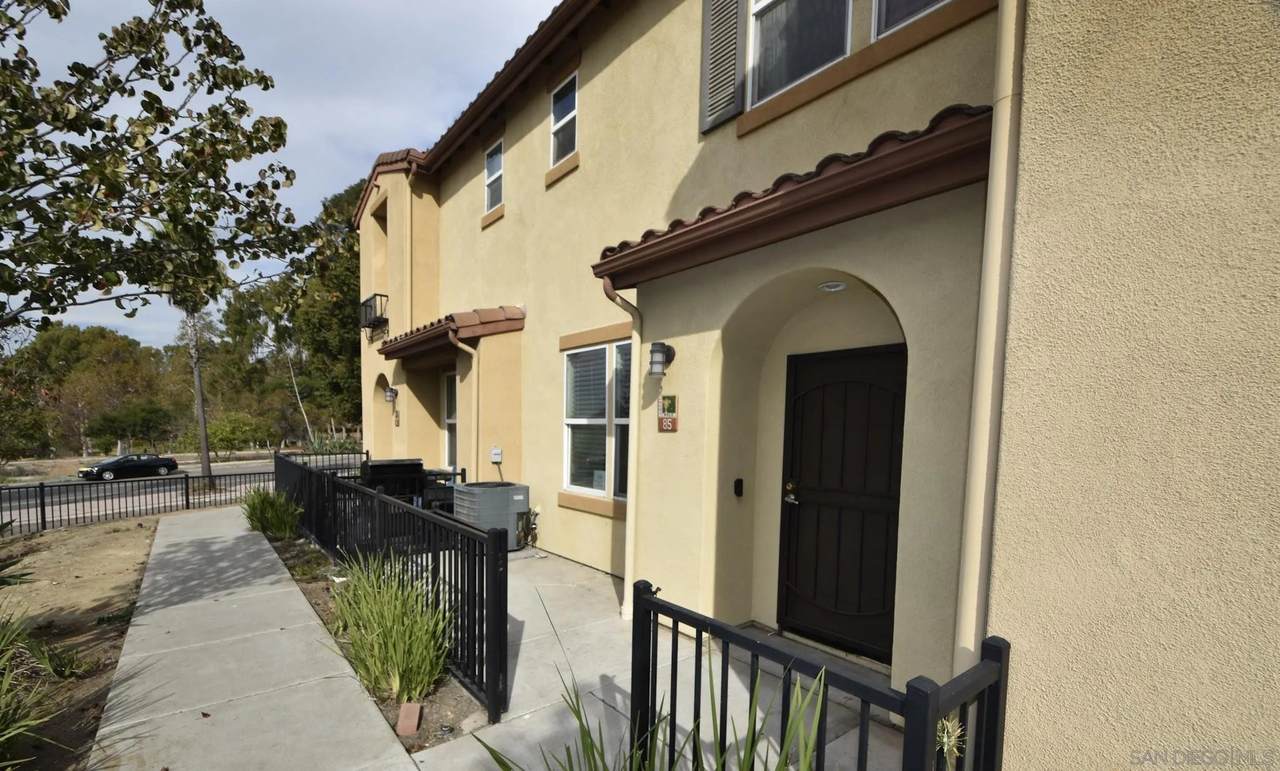 4300 Newton Ave - Photo 1