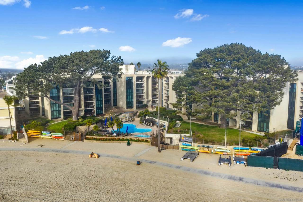 3940 Gresham St - Photo 1