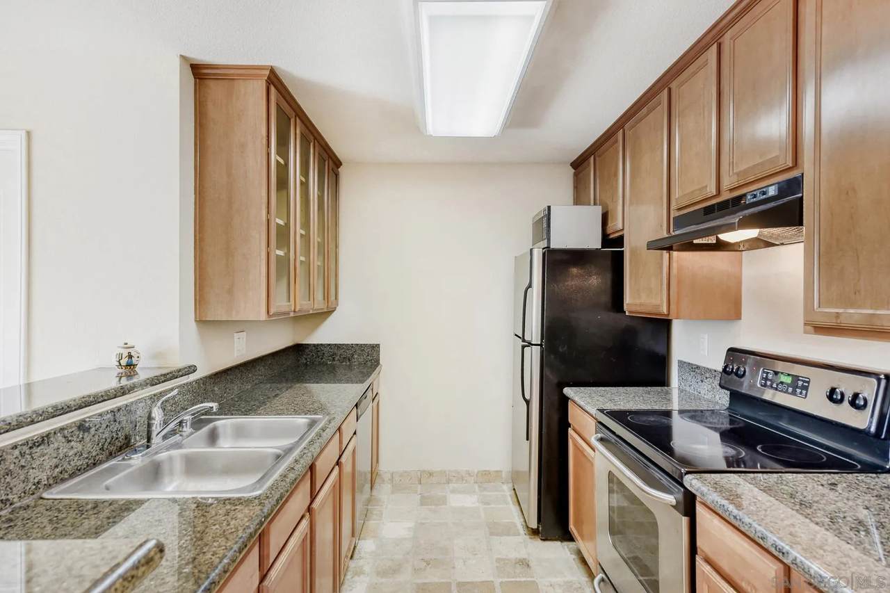 7180 Shoreline Dr - Photo 1