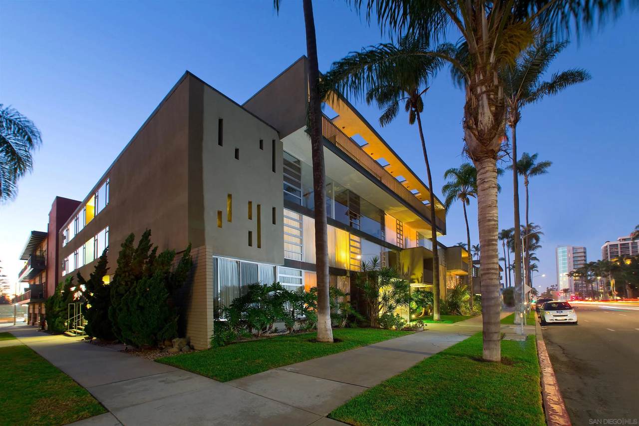 3200 6th Ave - Photo 1