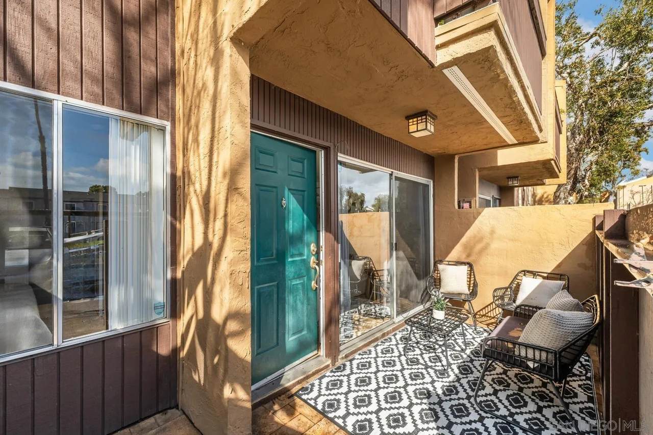 3454 Castle Glen Dr - Photo 1