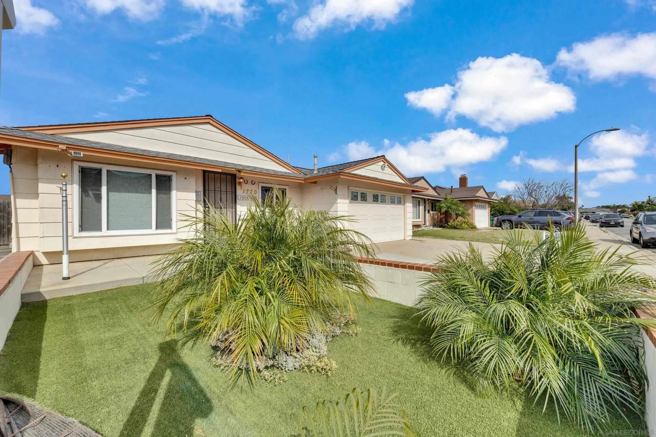 1770 Tamarand Way - Photo 1