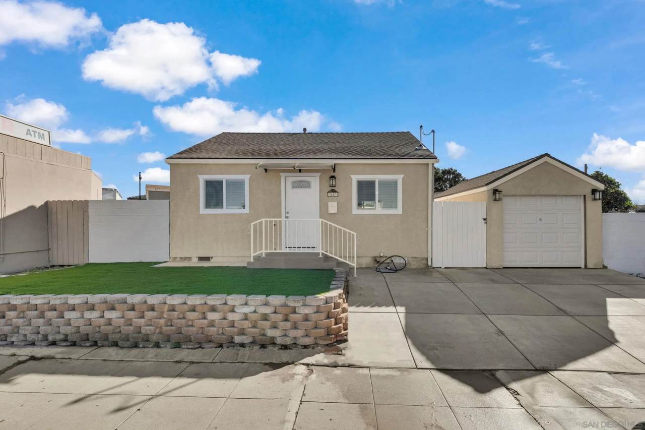 3653 Euclid Ave - Photo 1