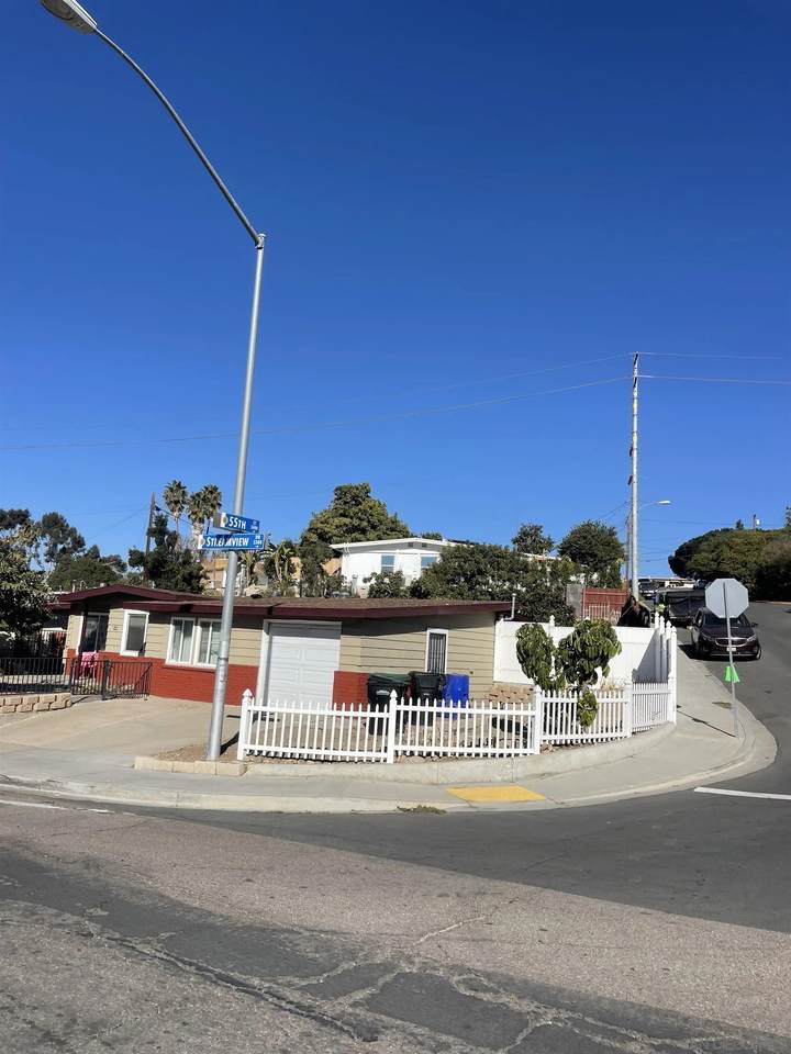 5474 Streamview Dr - Photo 1