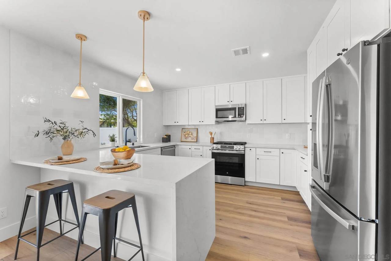 5219 Gaylord Dr - Photo 1