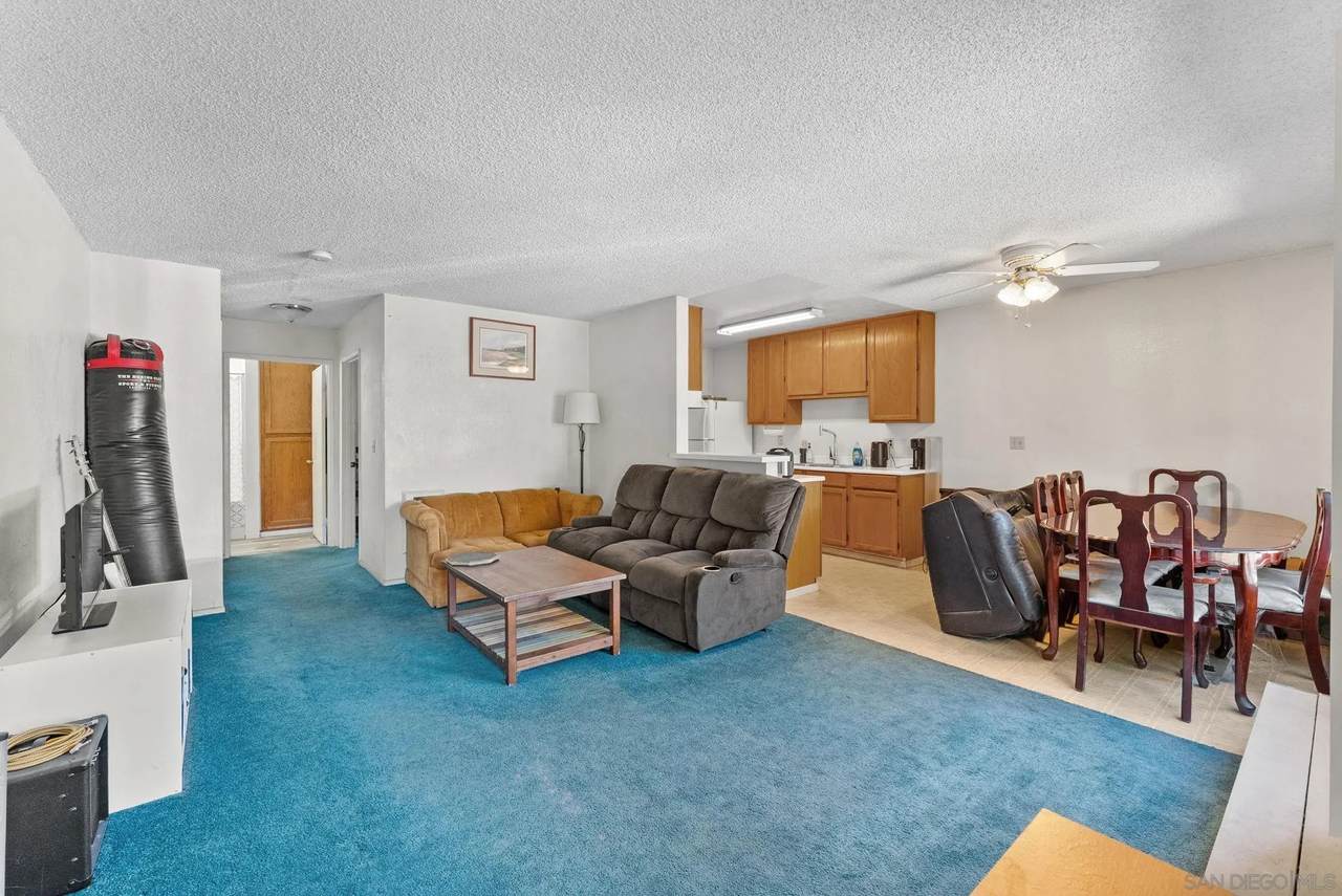 1641 Pentecost Way - Photo 1