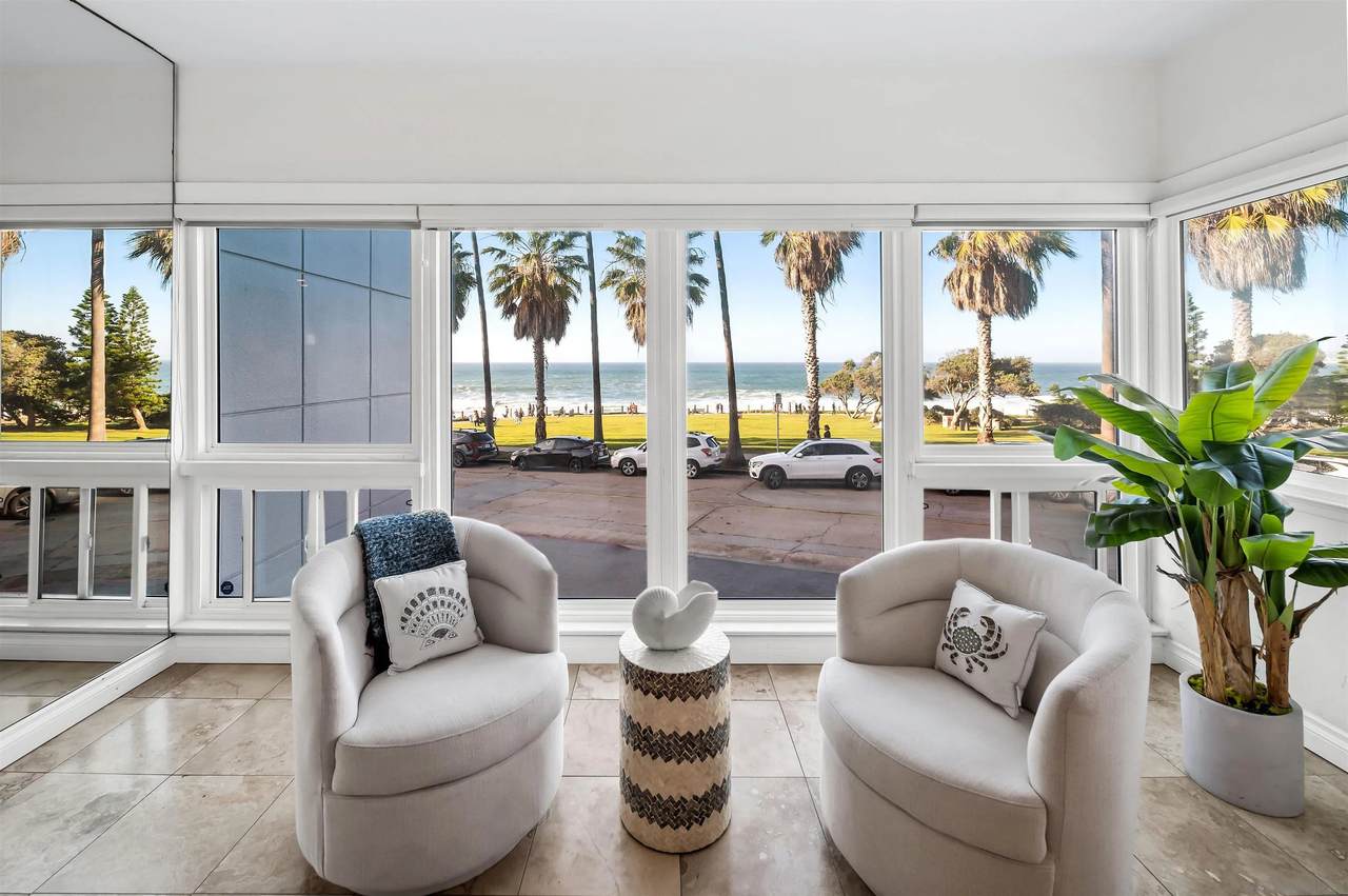 1039 Coast Blvd - Photo 1