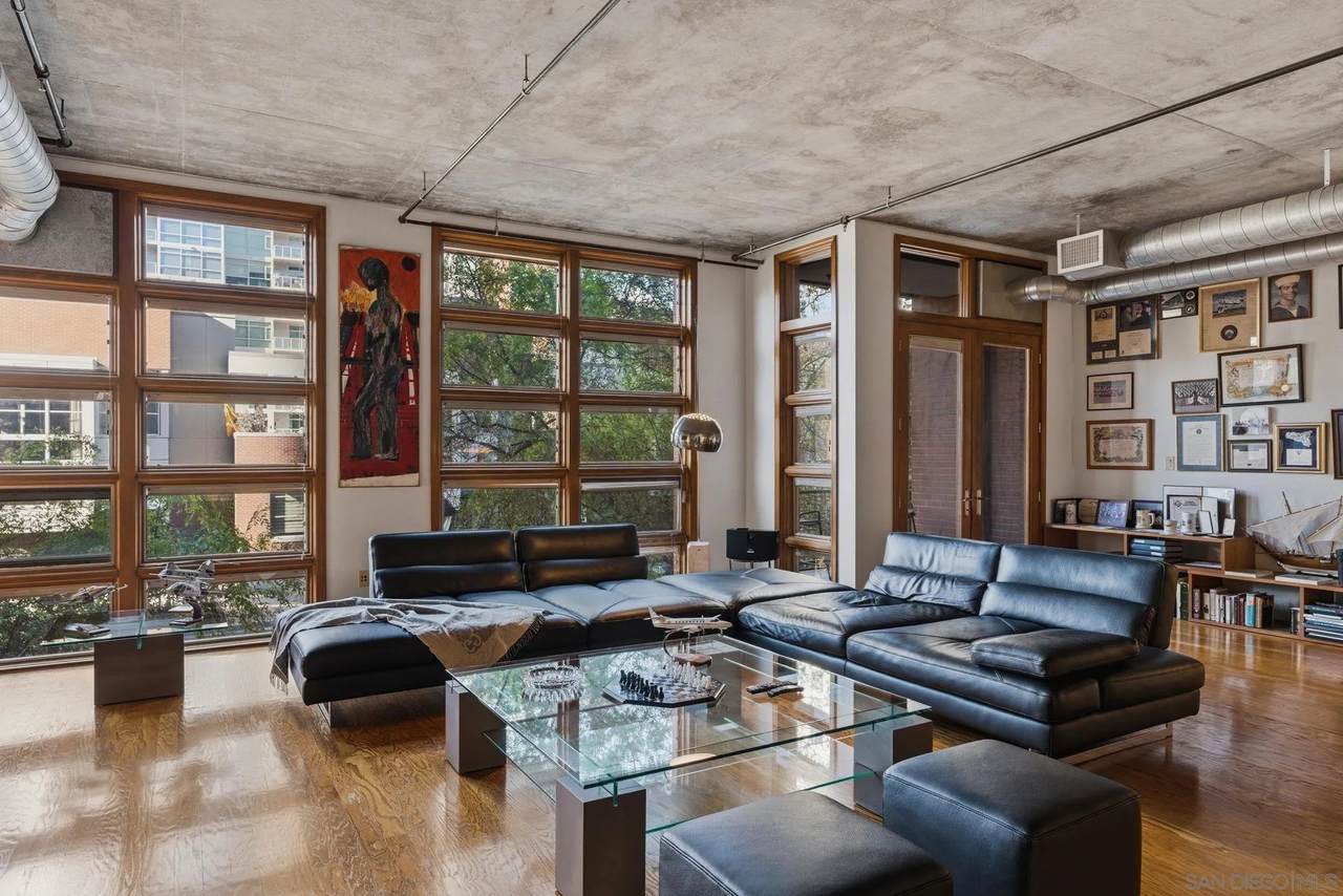 877 Island Ave - Photo 1
