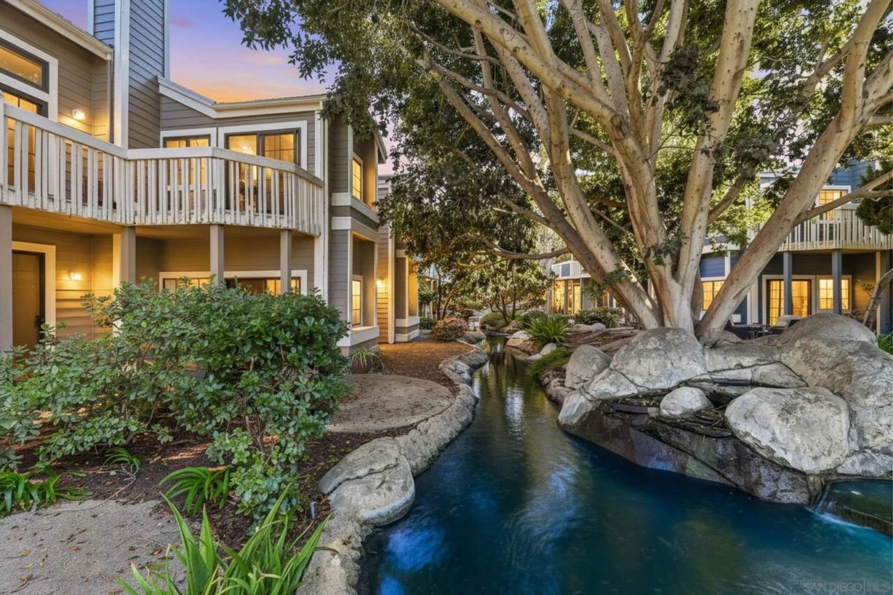 20321 Tidepool Cir - Photo 1