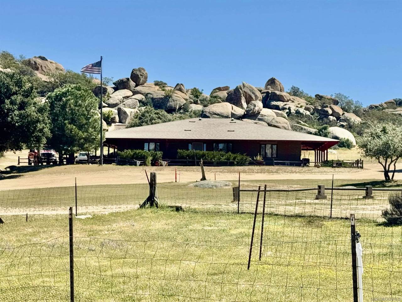 41083 Old Highway 80 - Photo 1