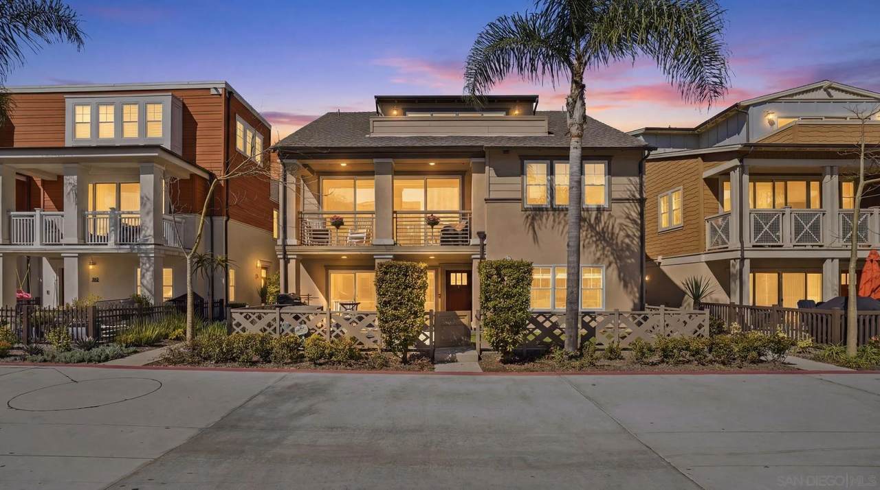 810 Santa Barbara Pl - Photo 1