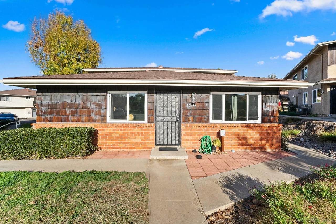 12156 Wintergreen Dr - Photo 1