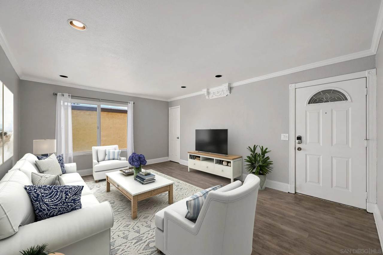 1643 Pentecost Way - Photo 1