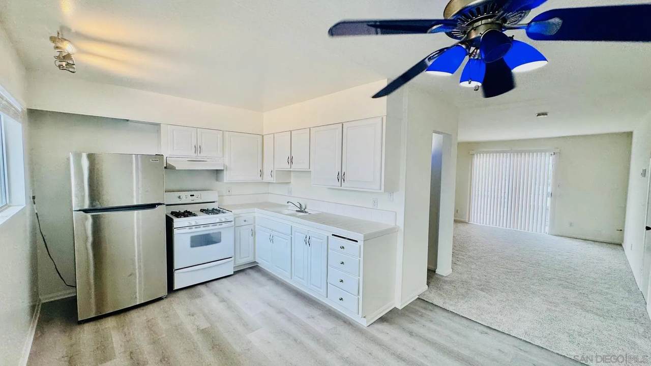 4885 Cole - Photo 1